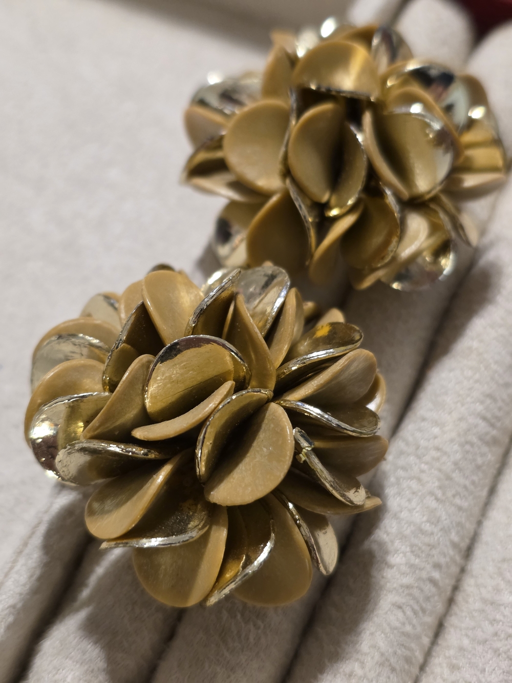 Large, Unique Floral Cluster Clip-On Earrings in Matte And Metallic Goldtone - Picture 3 of 7